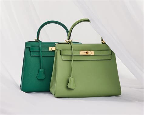 Hermès Kelly Sellier vs. Retourne .